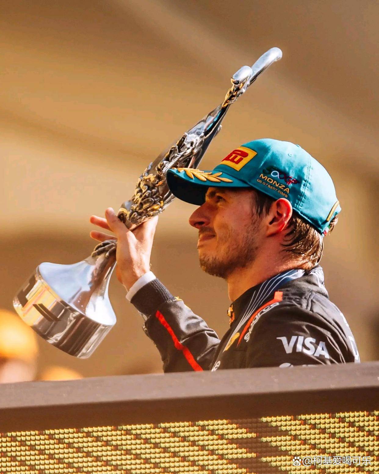 梅赛德斯碾压红牛二队，诺里斯统治全场的简单介绍